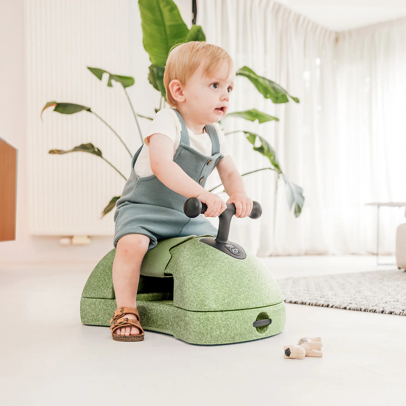 2025 Scoot and Ride My First Andador 3 en 1 y Patinete – Oliva
