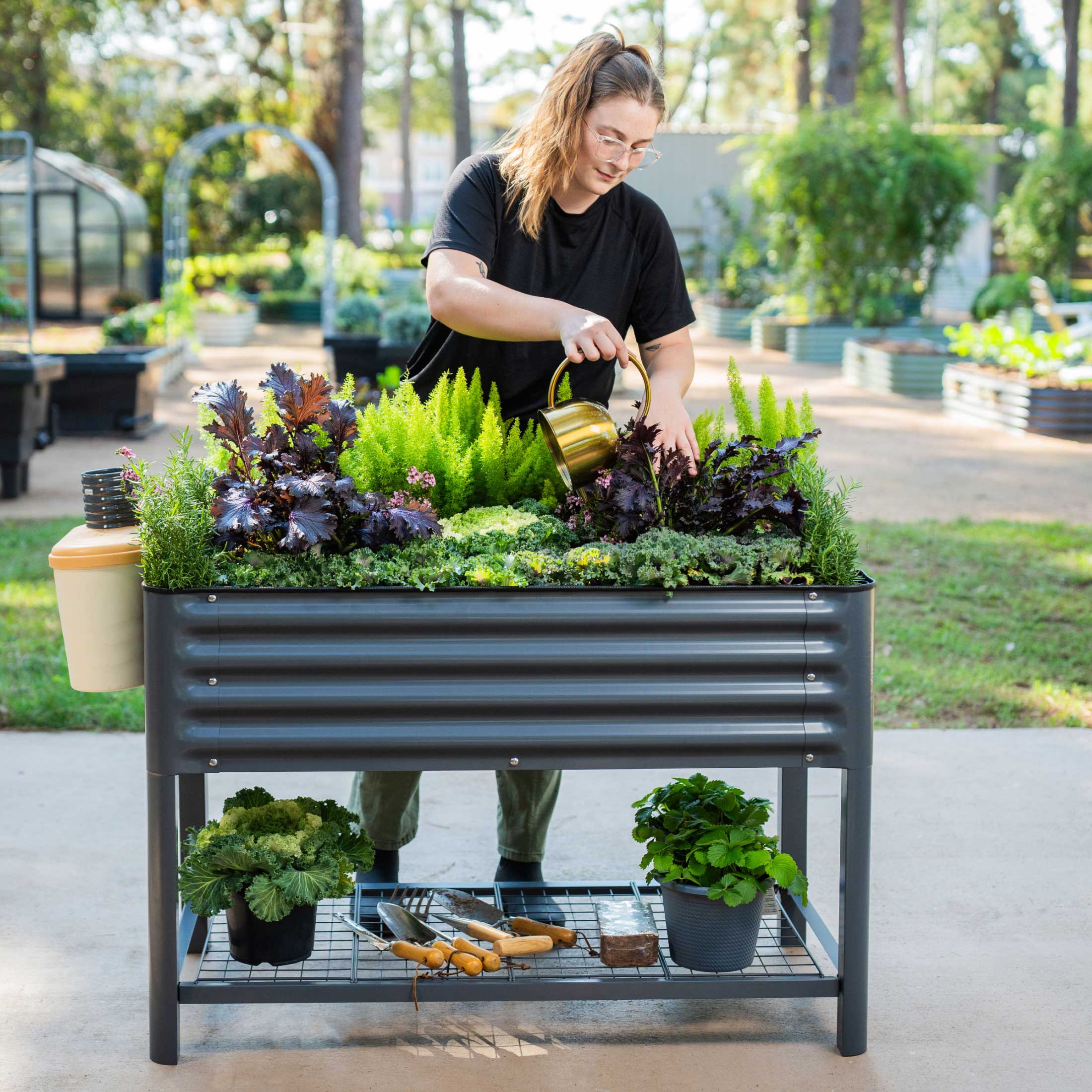 2025 Jardinera elevada – Serie V 2' x 4'