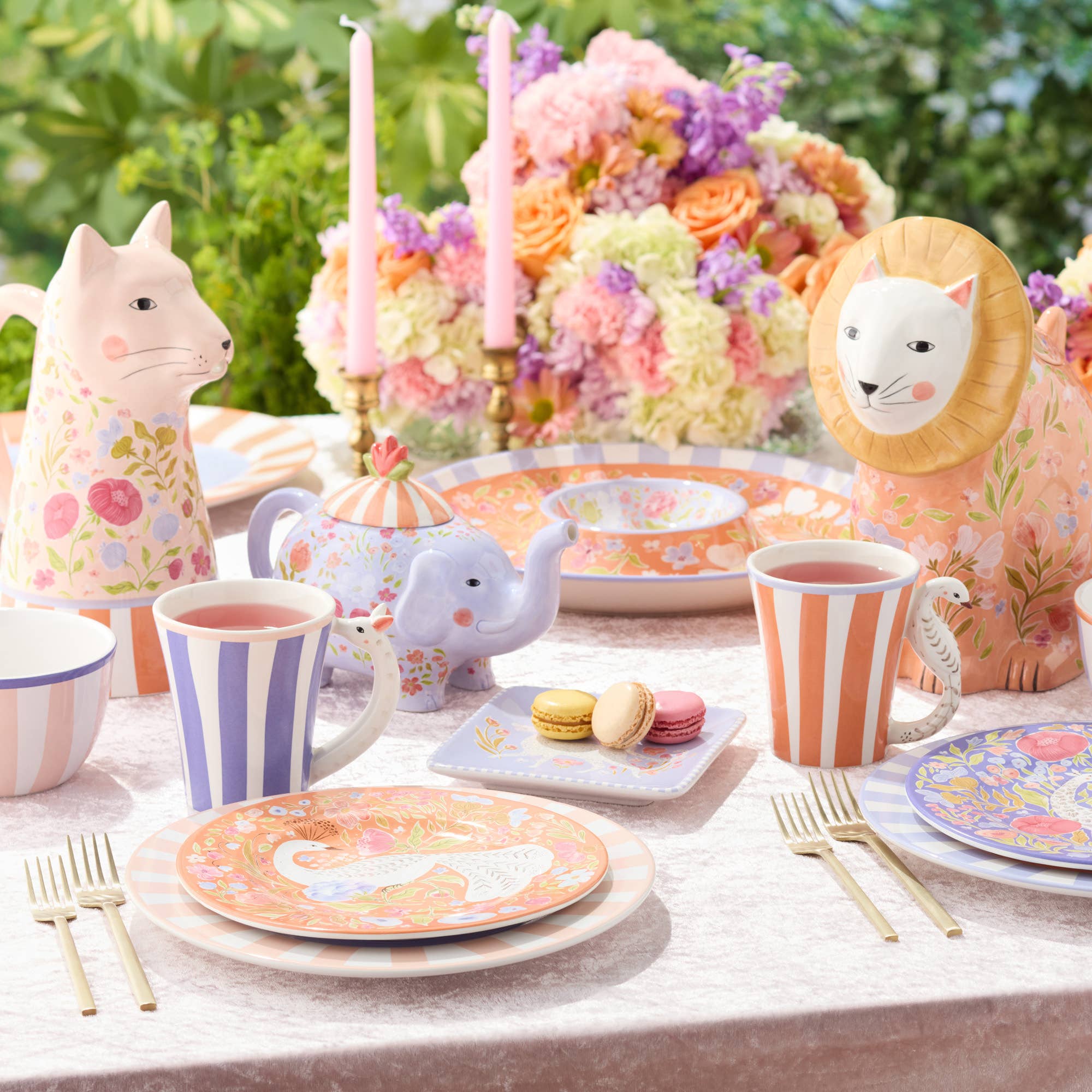 Menagerie Elephant Teapot