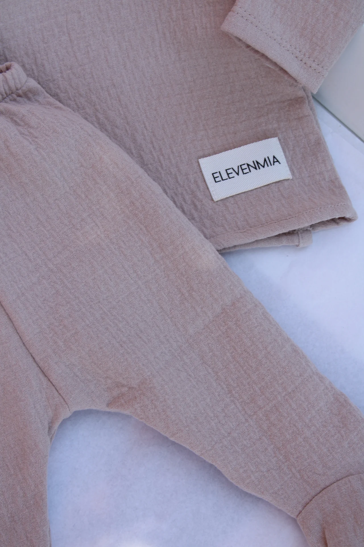 Conjunto Camisa Cruzada + Polainas Dolby Pepper