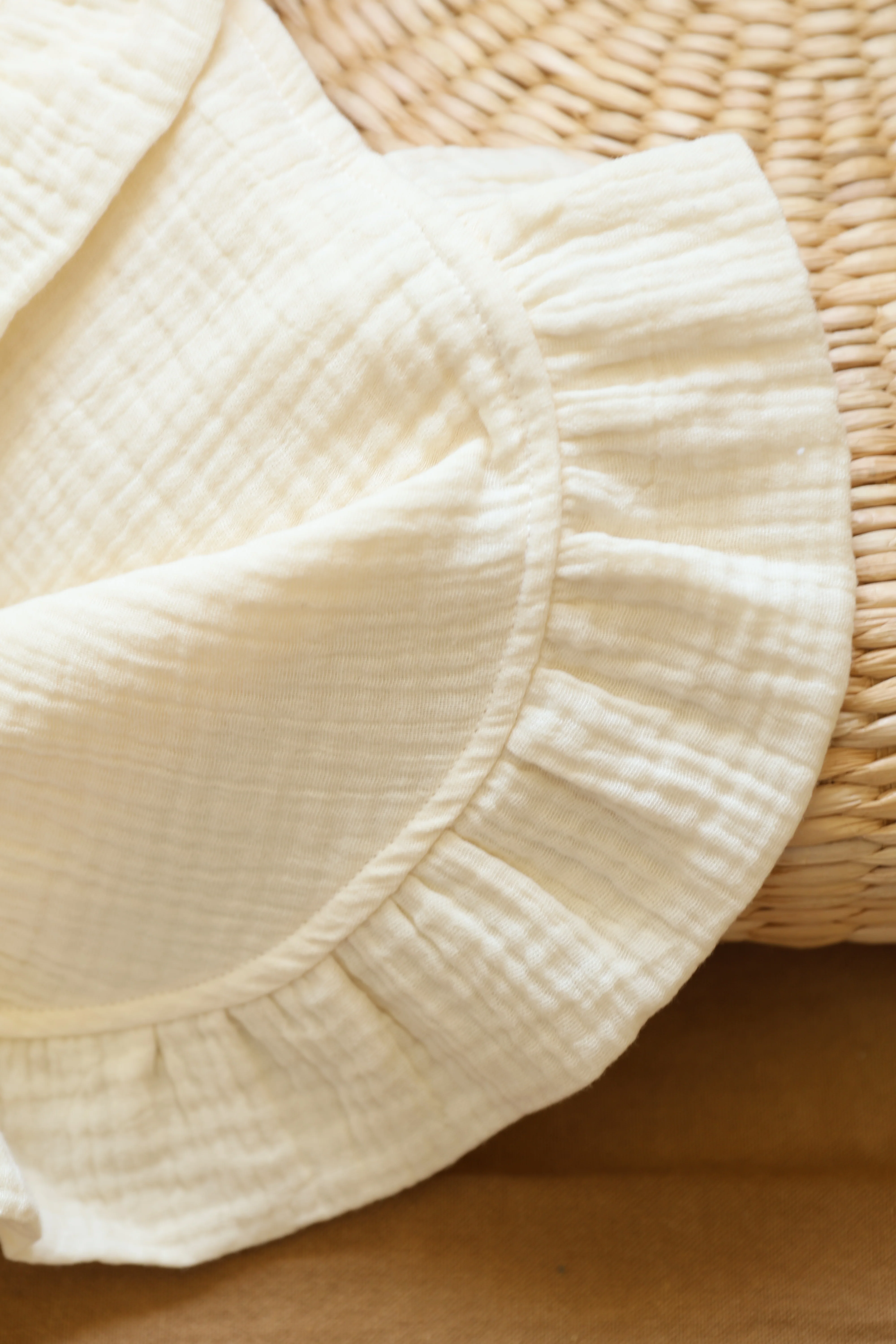 Arrullo Gasa Cruda + Volante Gasa Cruda