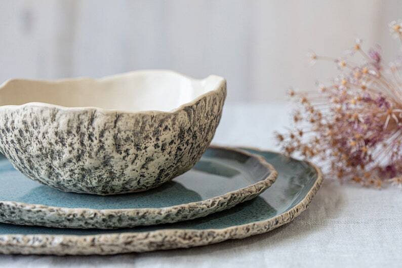 Handmade Ceramic Dinnerware Set for 4 – Stoneware Plates & Bowls, Dishwasher & Microwave Safe