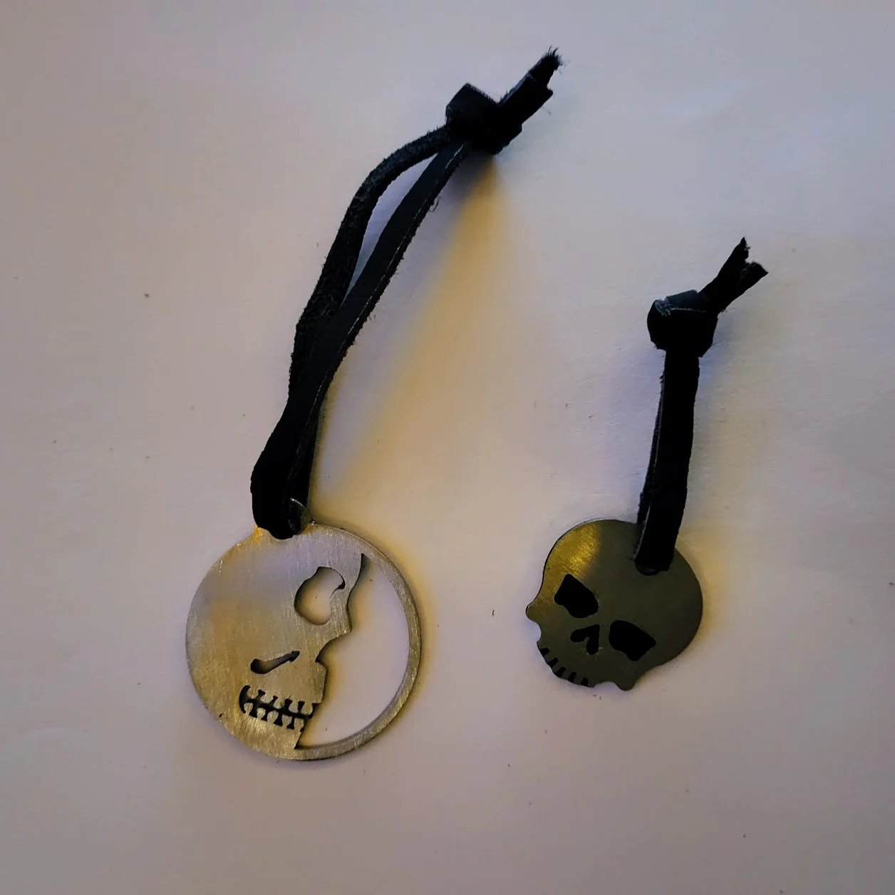 2 Skulls Set