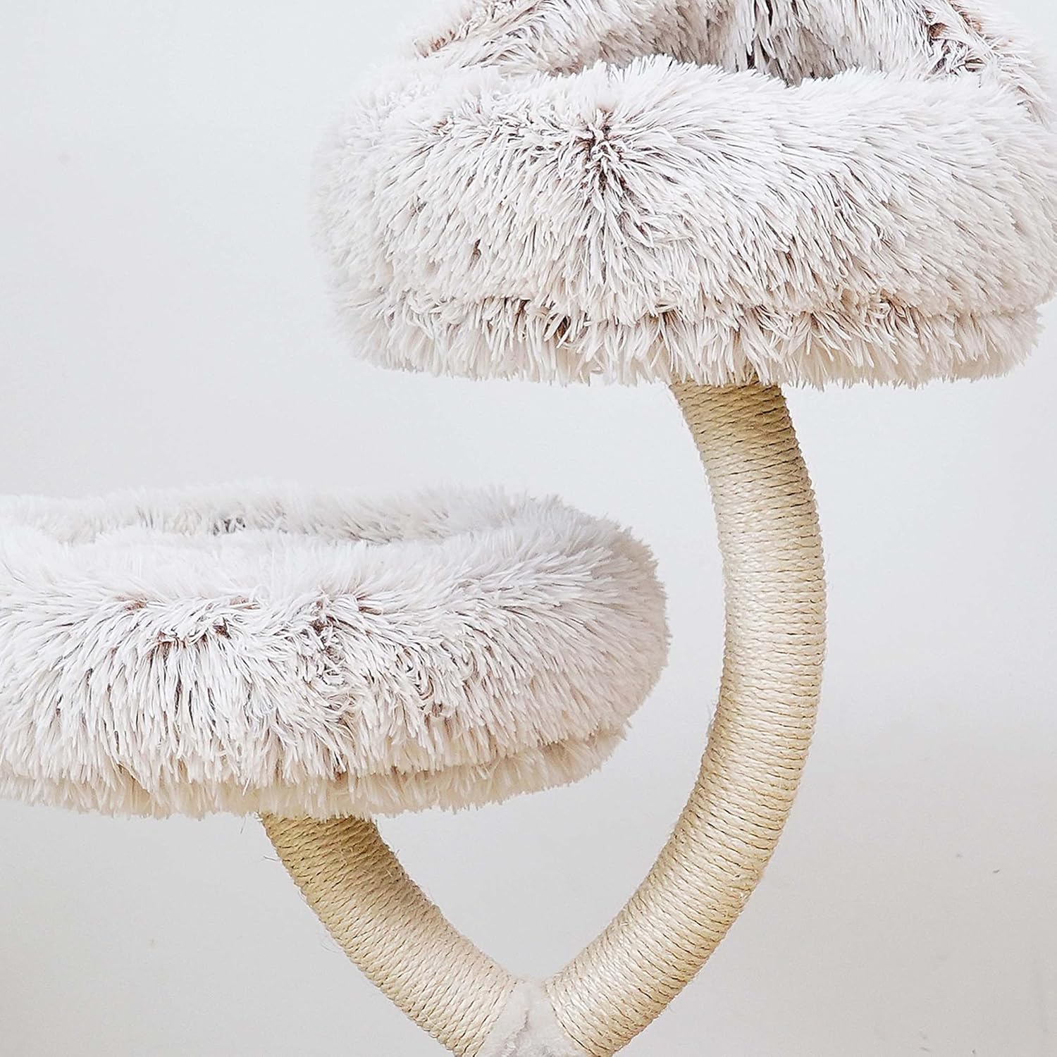 Fudajo Designer Kratzbaum in Zweigdesign 130 cm hoch, Katzenkratzbaum mit Plüsch und Sisal, Kletterbaum für Katzen, Katzenbaum mit Hängeliege