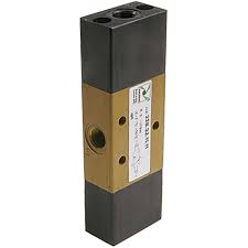 Pneumax 238.32.11.1 G1/8 3/2 VALVE Poly Seals