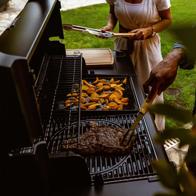 GAS BARBECUE 4 SERIES ONYX S DUAL GAS BUNDLE