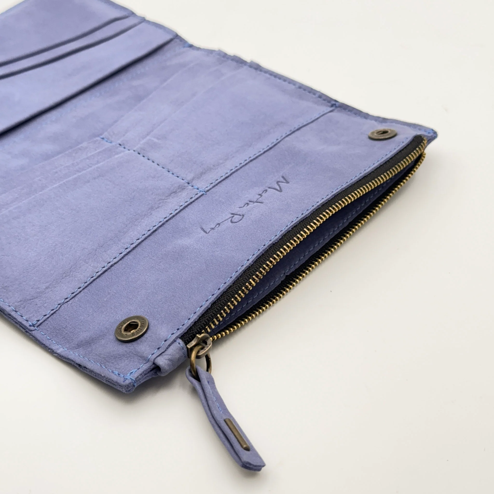 Max wallet long beach note d'oriente