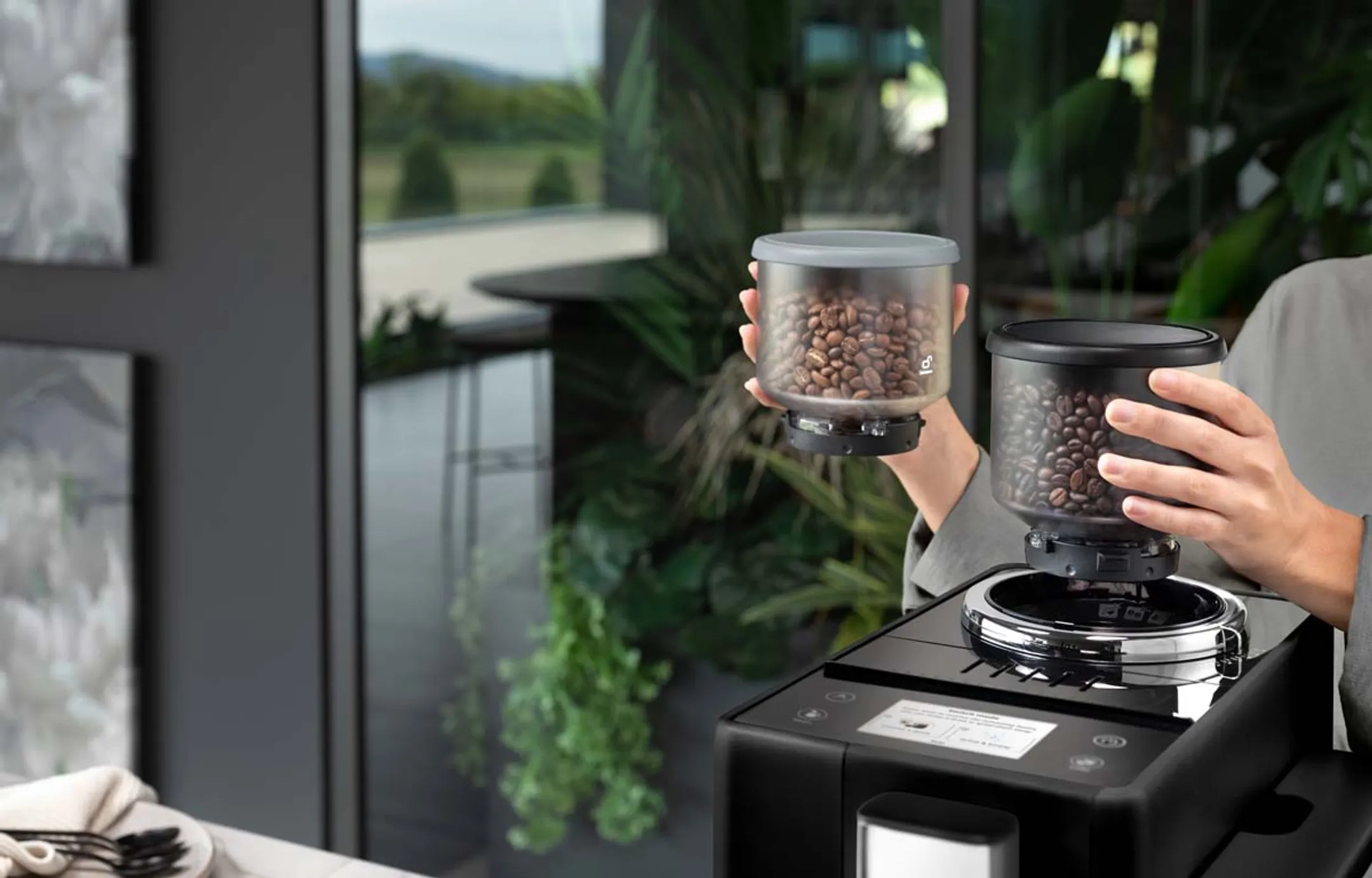 De'Longhi Volautomatische Espressomachine Rivelia EXAM440.35.B