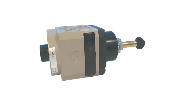Pneumax 17330.B 1/2 Size 3 3/2 Manual Shut Off Valve Lockable