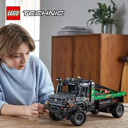 LEGO Mercedes-Benz Zetros Trial Truck 4X4 42129 Technic