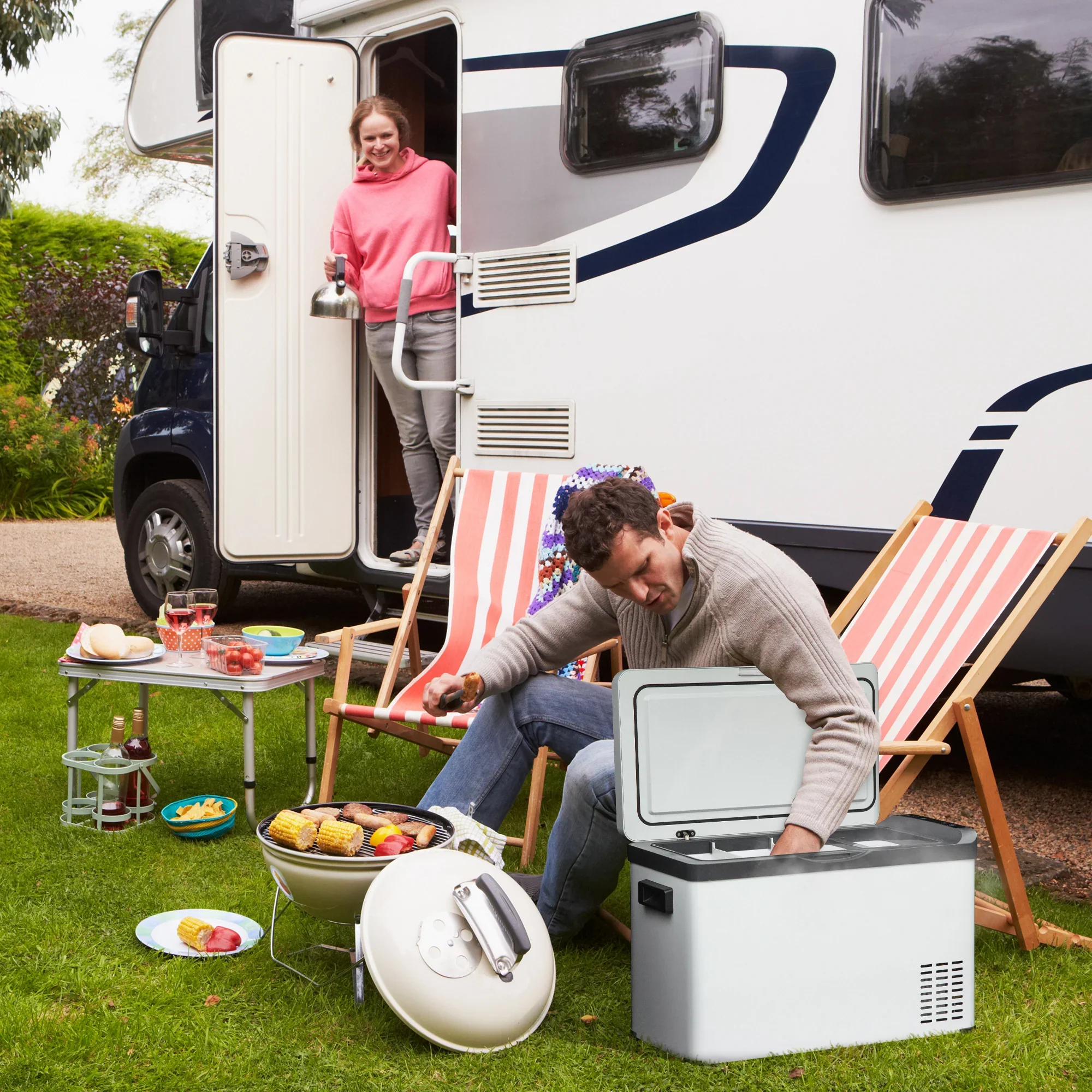 Outsunny Auto-Koelkast Compressor LCD-paneel Batterijbescherming Wit