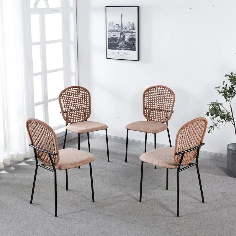 Set of 4 Upholstered Sennit Dining Chairs Featuring Sturdy Metal Legs