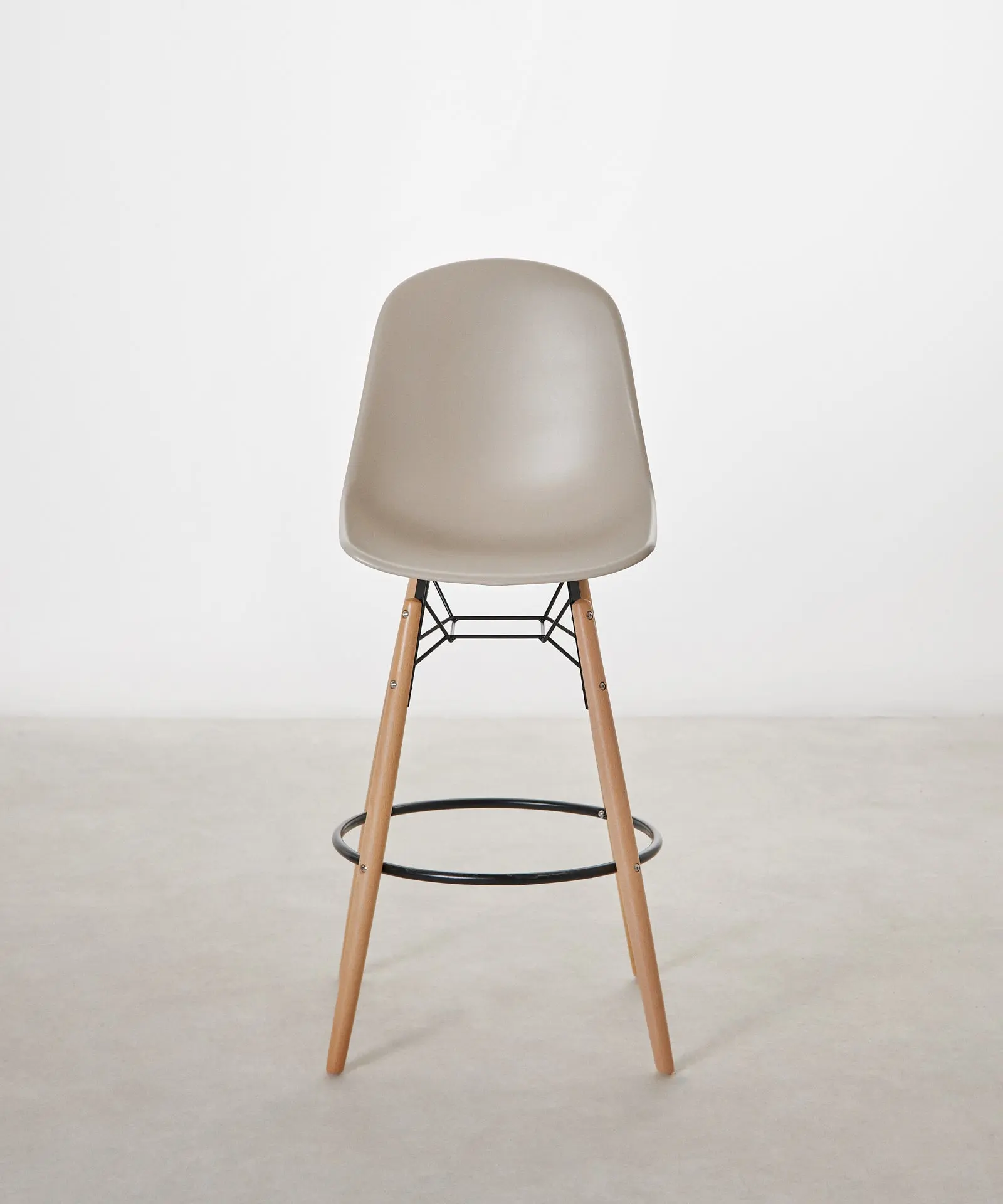 Taburete de Polipropileno y Madera Elon