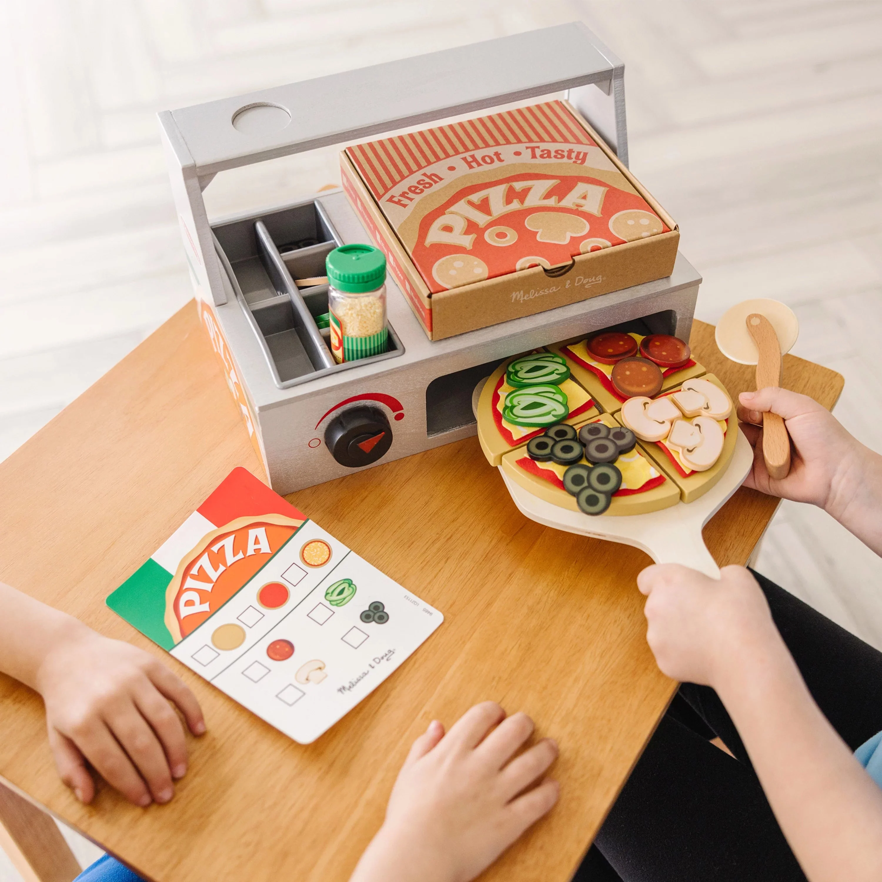 Melissa & Doug Mostrador de Pizza para Jugar Top & Bake de Madera (41 Piezas) – Certificado FSC