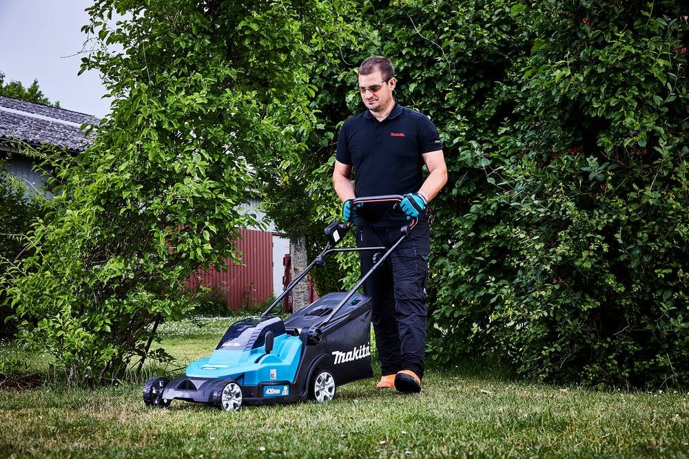 Makita Akku-Rasenm?her DLM330Z - ohne Akku und Ladeger?t