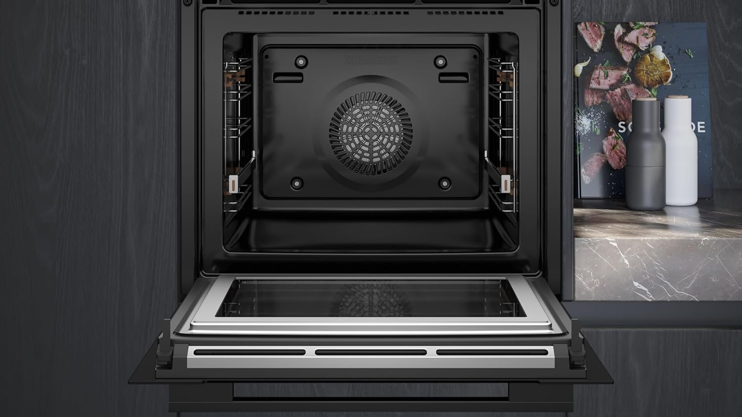 Siemens HB578GBS3, iQ500, Einbau-Backofen 60 x 60 cm, activeClean Pyrolyse Selbstreinung, TFT-Display, 3D Heißluft, Schnellaufheizung, cookControl40 Automatikprogramme, softMove, Edelstahl