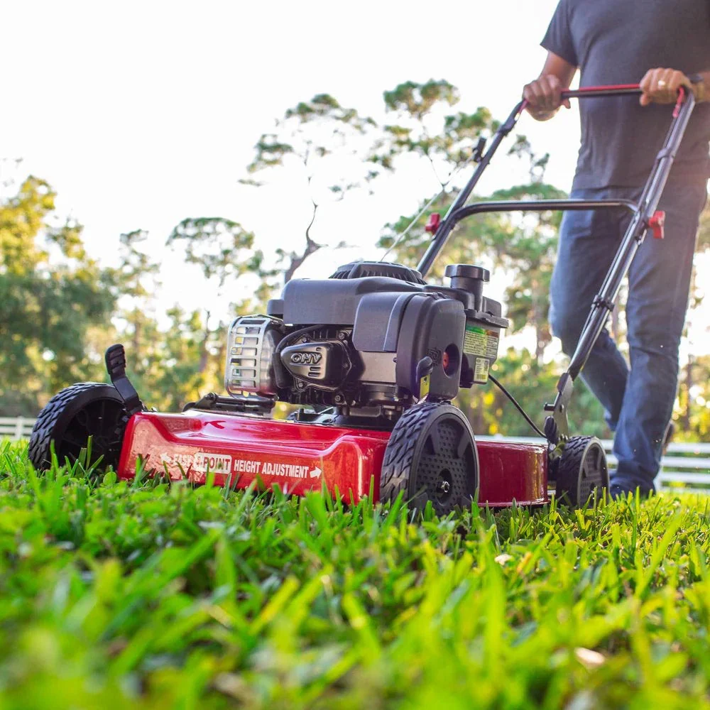 20-inch petrol lawnmower with 125cc displacement and Briggs & Stratton engine