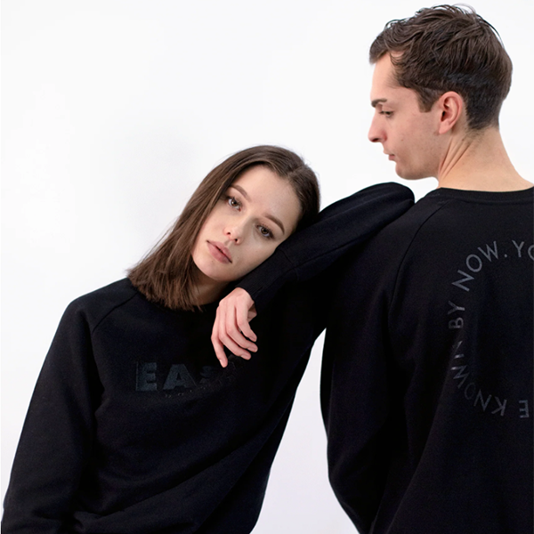 EASY “STITCHES” CREWNECK BLACK