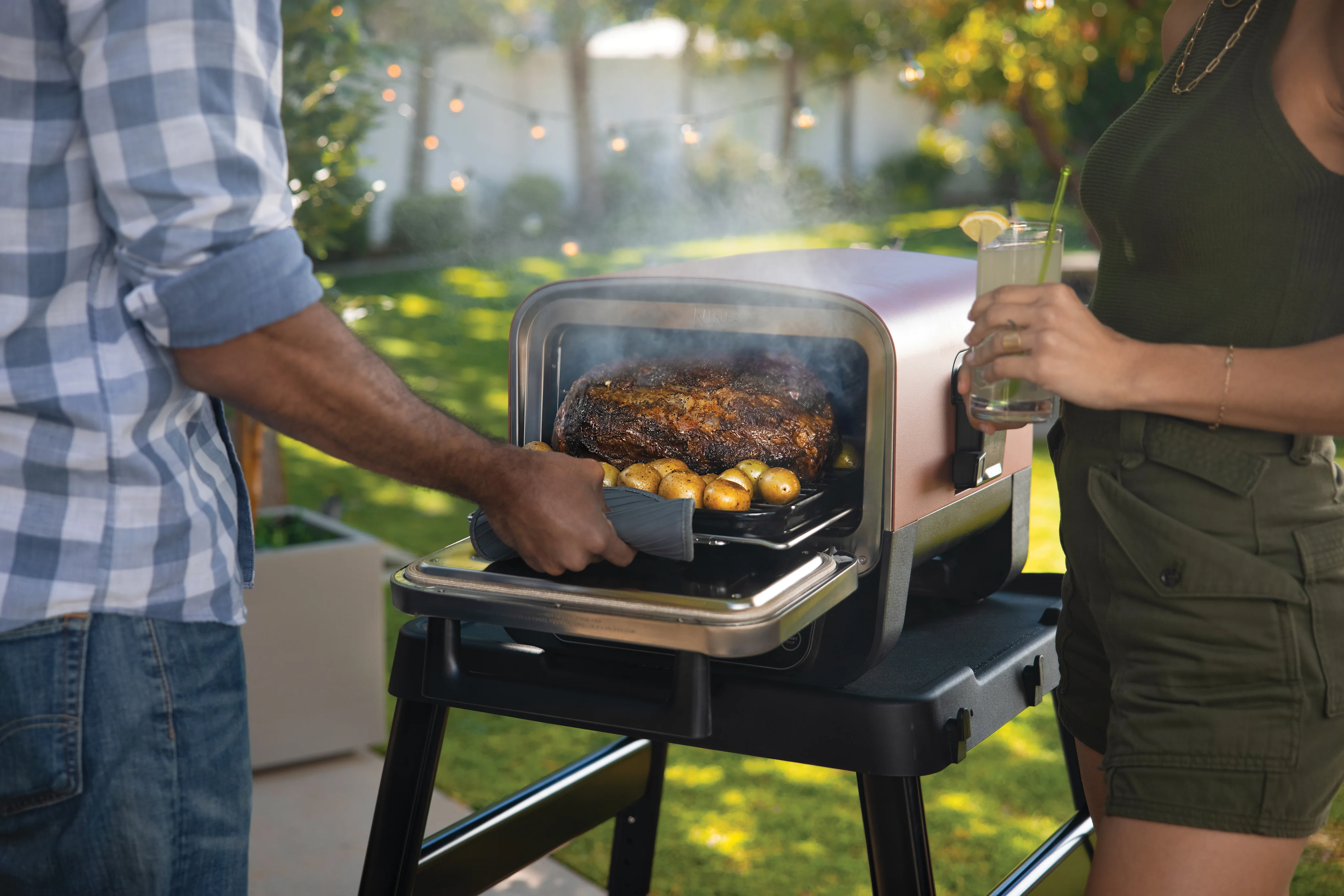 2025 Horno eléctrico de exterior Ninja Woodfire OO101DE