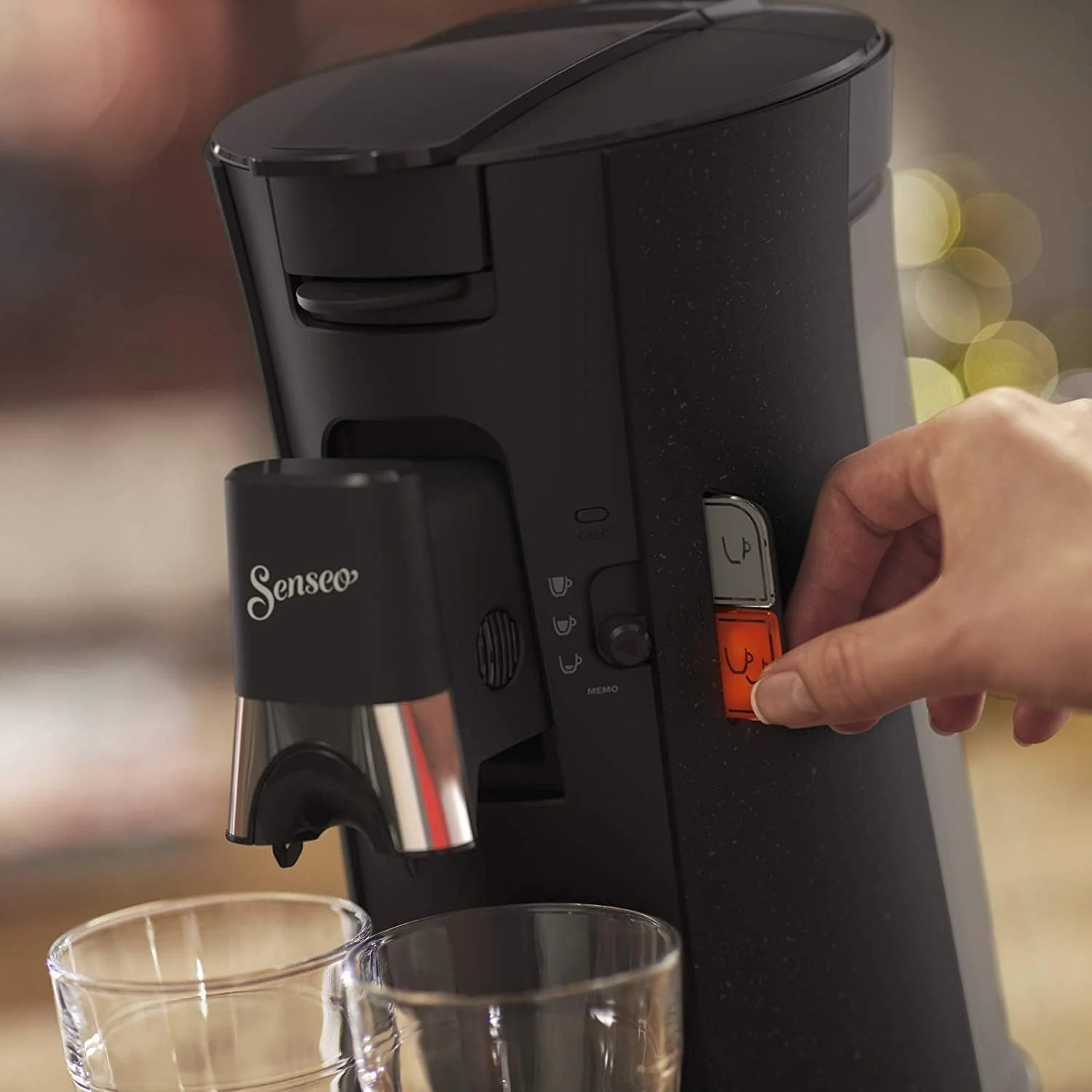 Philips Senseo Select CSA240/20 Koffiepadapparaat (koffiesterktekeuze Plus, memo-functie, van gerecycled plastic), Zwart Eco