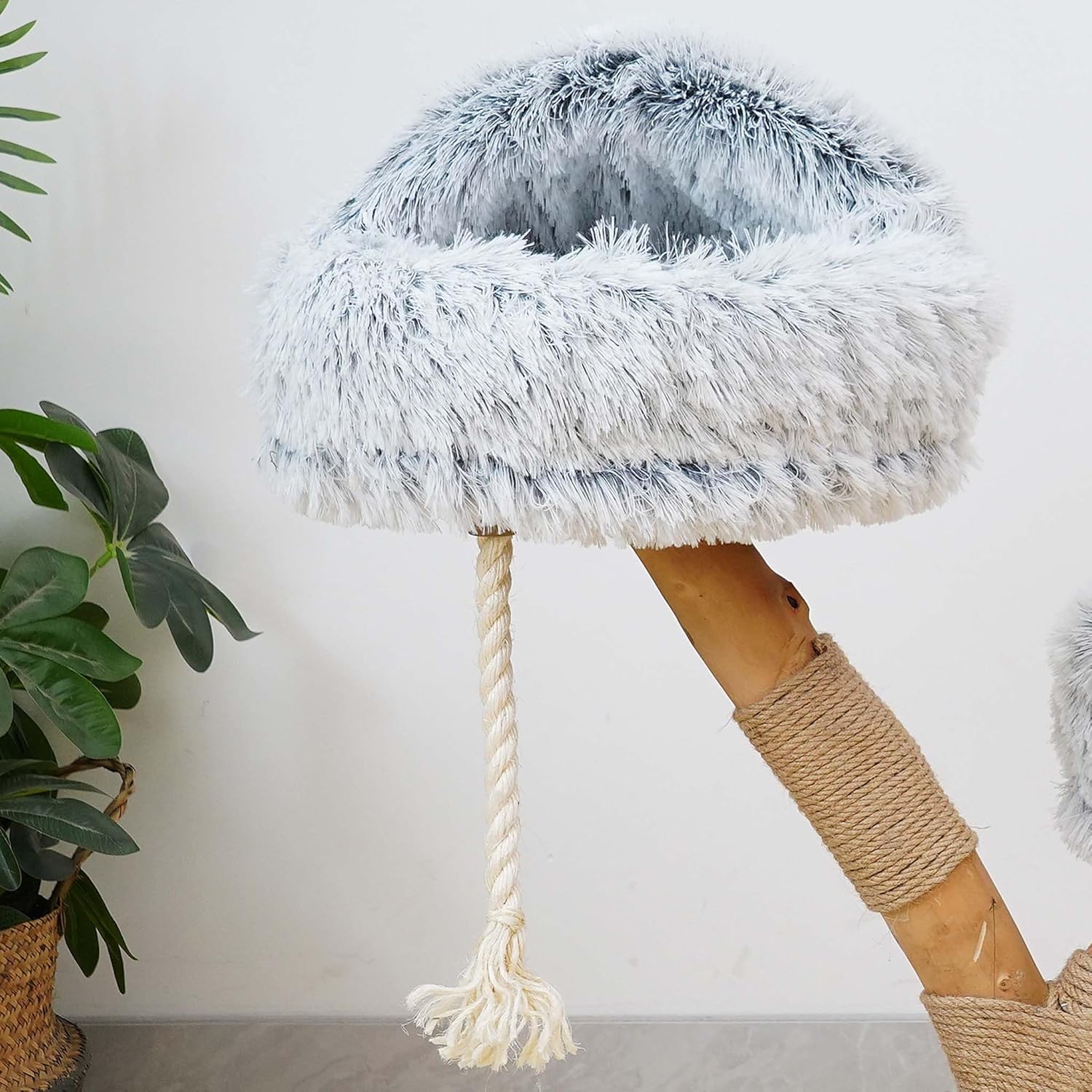 Fudajo Designer Kratzbaum in Zweigdesign 130 cm hoch, Katzenkratzbaum mit Plüsch und Sisal, Kletterbaum für Katzen, Katzenbaum mit Hängeliege