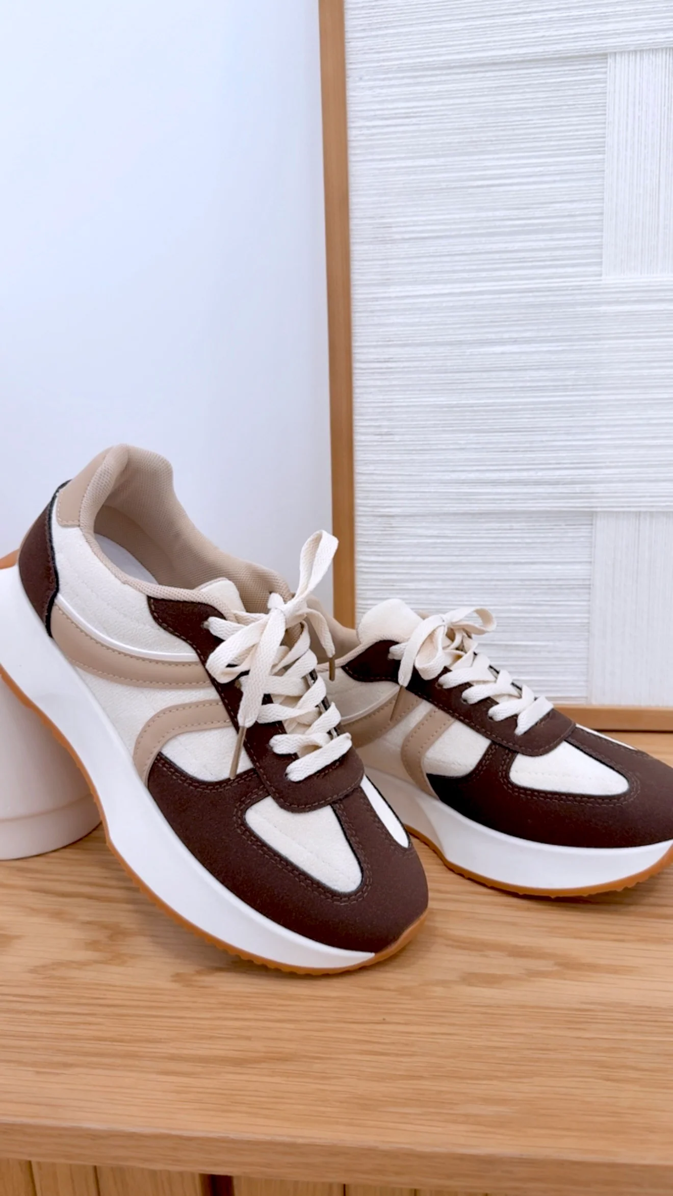 ZAPATILLAS DOBLY MARRÓN