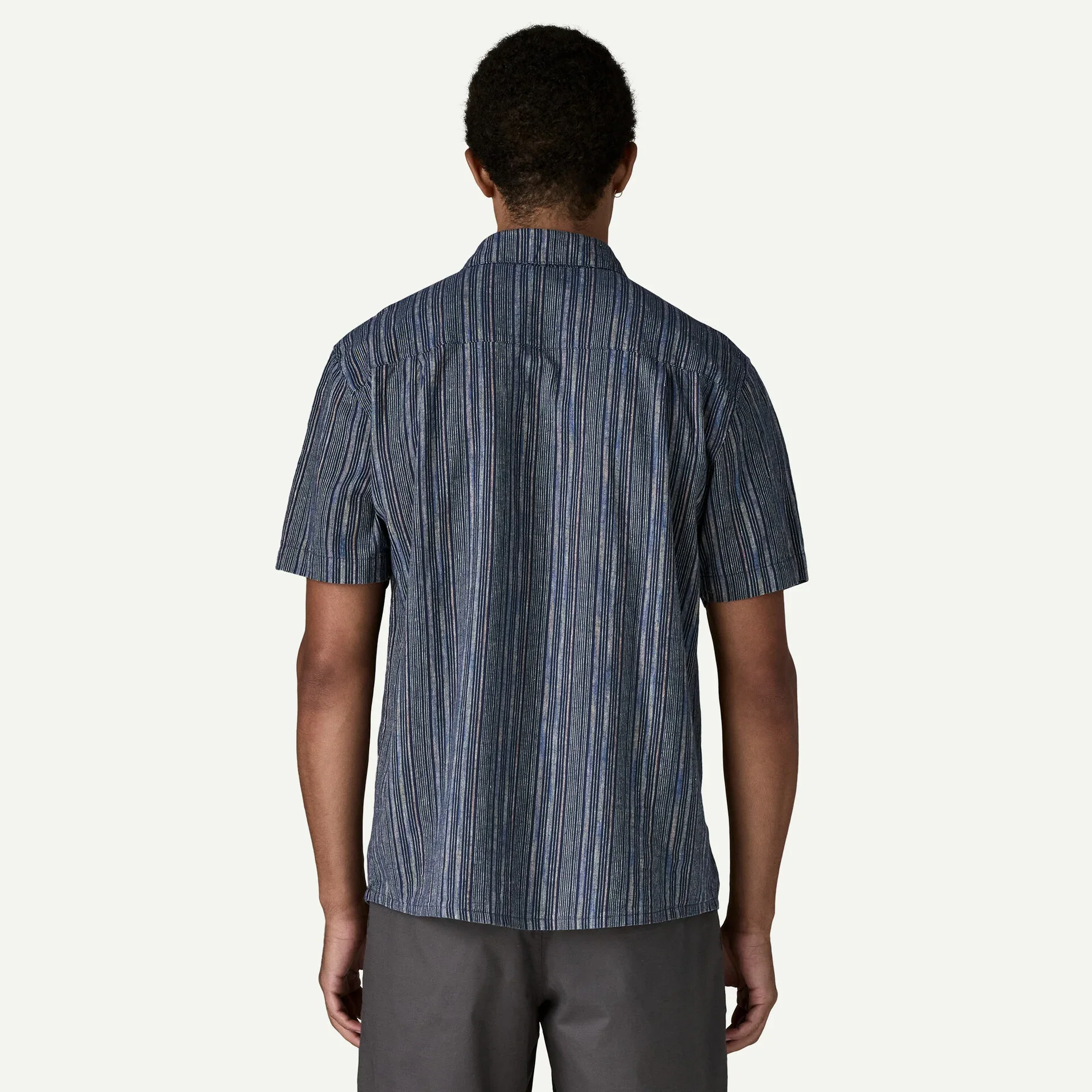 M's Back Step Shirt