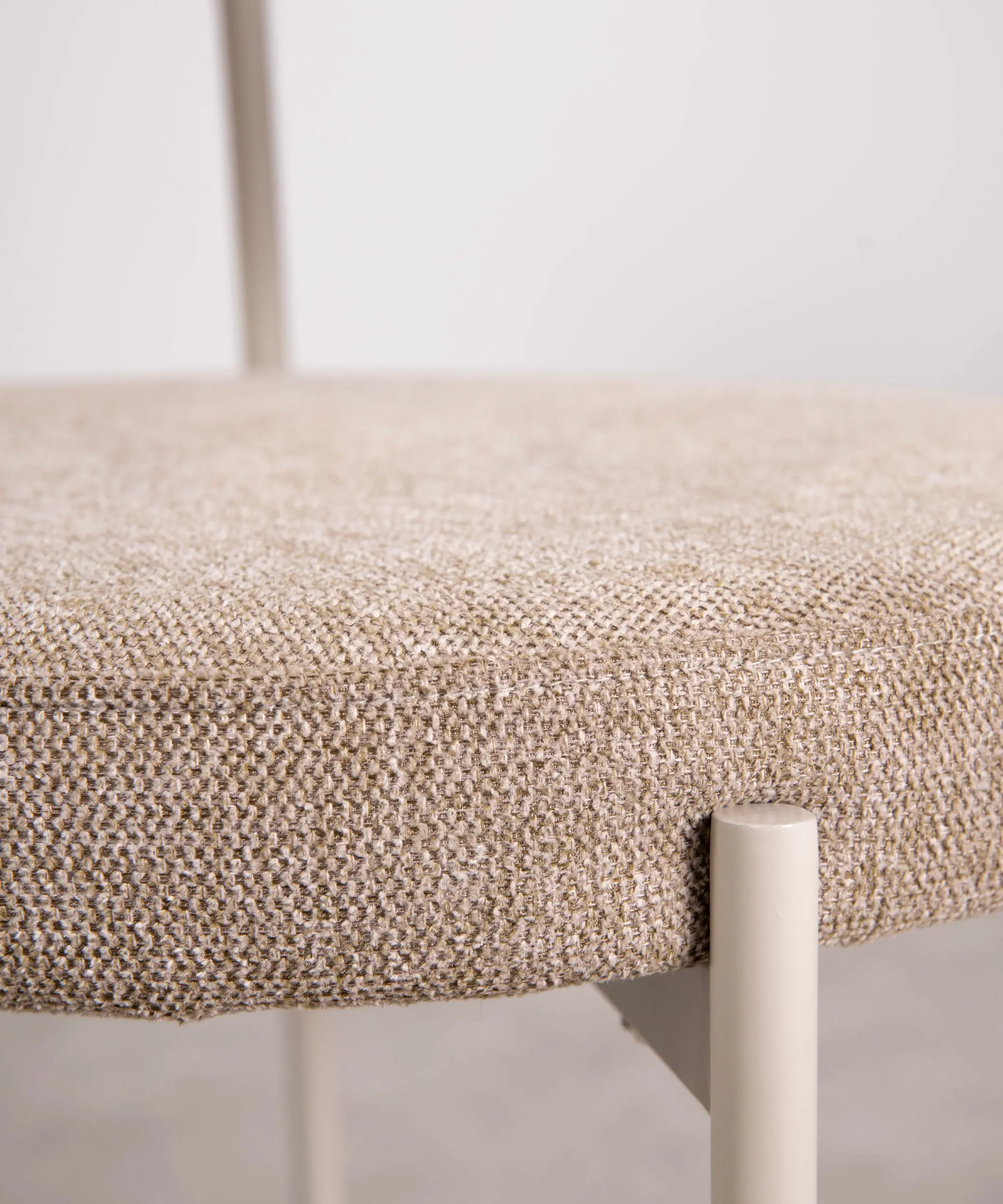 Silla de Comedor en Tela y Metal Alexia