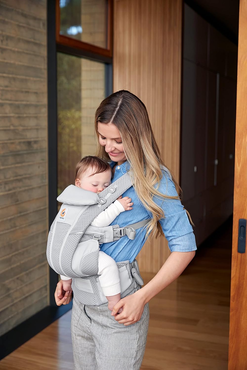 Ergobaby Omni Breeze Nosidełko dla noworodków od urodzenia do 20 kg, 4 pozycje SoftFlex Mesh Ergonomiczne nosidełko dla niemowląt Nosidełko do noszenia na plecach, Graphite Grey