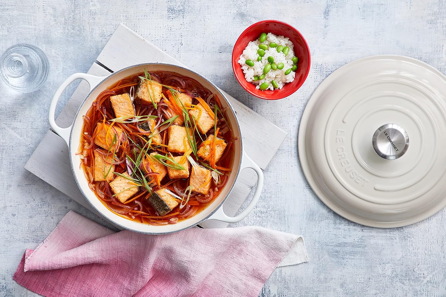 Le Creuset Signature żeliwny garnek Gourmet, okrągły, Ø 30 cm, 3,5 l, do wszystkich rodzajów kuchenek włącznie z indukcyjnymi, 5,55 kg, czerwony piec