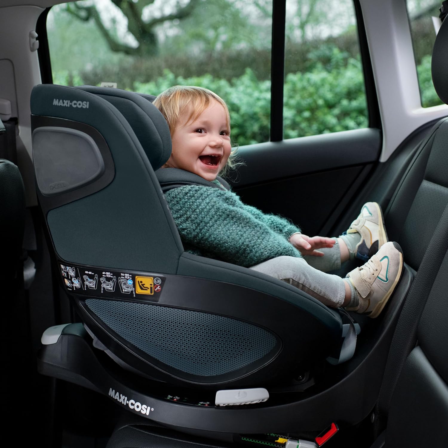 Maxi-Cosi Pearl 360 dla niemowlaka i-Size, Fotelik samochodowy obrotowy 360, od 3 miesięcy do 4 lat (61–105 cm), Obracanie jedną ręką, ClimaFlow, Uprząż z systemem Easy-In, G-CELL, Authentic Graphite