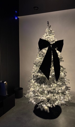 NOWOŚĆ! Piękna Biała sztuczna Choinka LUX 100% PE Zasypana śniegiem 1.8m