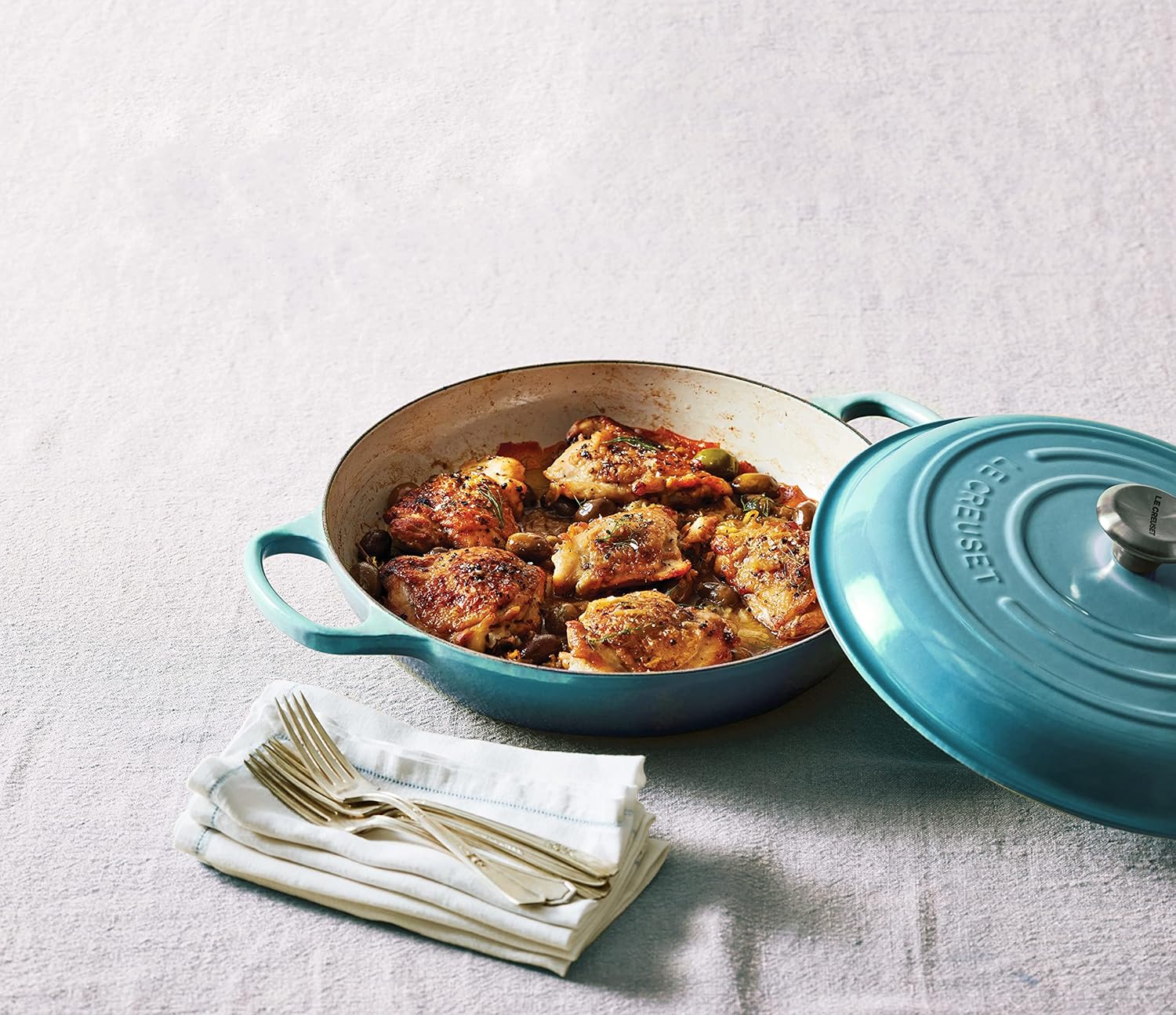 Le Creuset Signature żeliwny garnek Gourmet, okrągły, Ø 30 cm, 3,5 l, do wszystkich rodzajów kuchenek włącznie z indukcyjnymi, 5,55 kg, czerwony piec