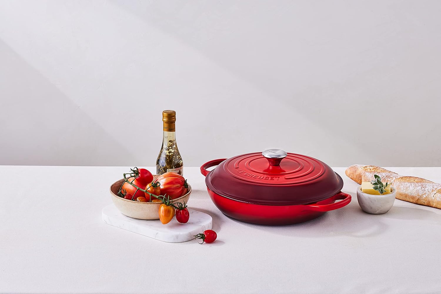 Le Creuset Signature żeliwny garnek Gourmet, okrągły, Ø 30 cm, 3,5 l, do wszystkich rodzajów kuchenek włącznie z indukcyjnymi, 5,55 kg, czerwony piec