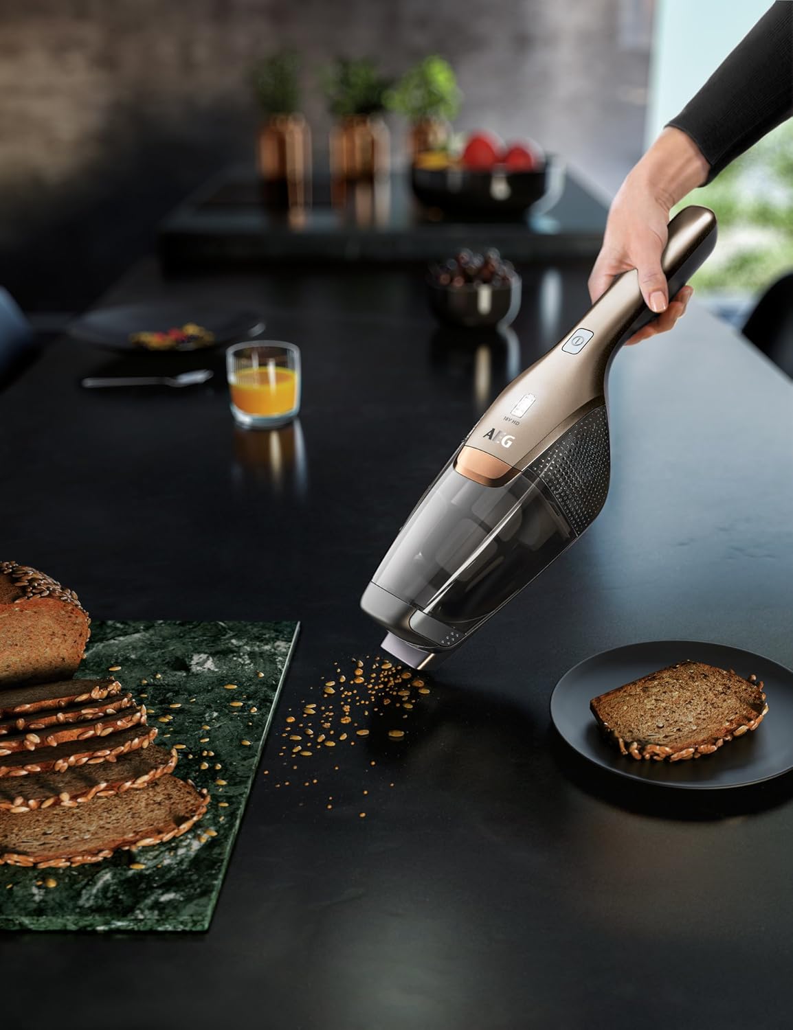 Aeg Animal Odkurzacz, Czerwony, 18.0W 230.0V