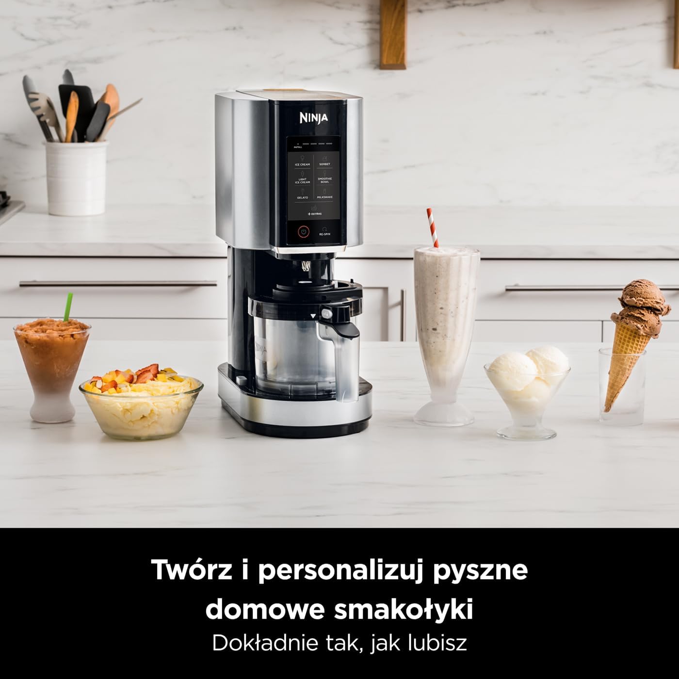 Ninja CREAMi Deluxe Maszyna do lodów i deserów z 2 tacami, 10 funkcji, robi lody, gelato, sorbety, mrożony jogurt, koktajle mleczne i nie tylko, opcja smakowa 2 w 1, srebrna, NC501EU