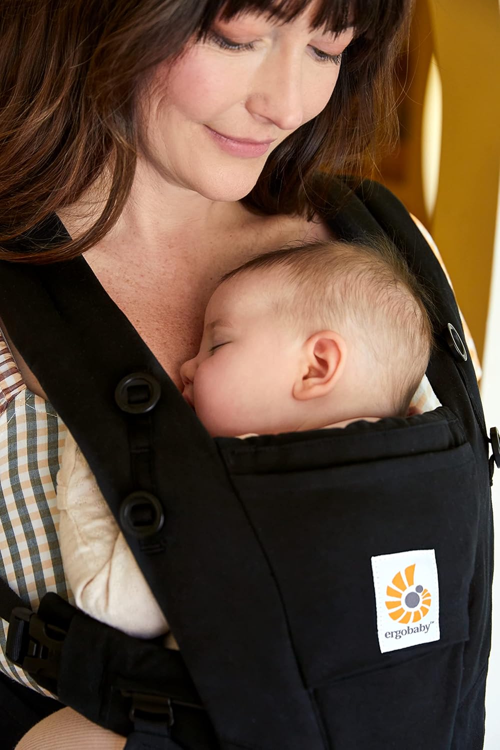 Ergobaby Omni Breeze Nosidełko dla noworodków od urodzenia do 20 kg, 4 pozycje SoftFlex Mesh Ergonomiczne nosidełko dla niemowląt Nosidełko do noszenia na plecach, Graphite Grey