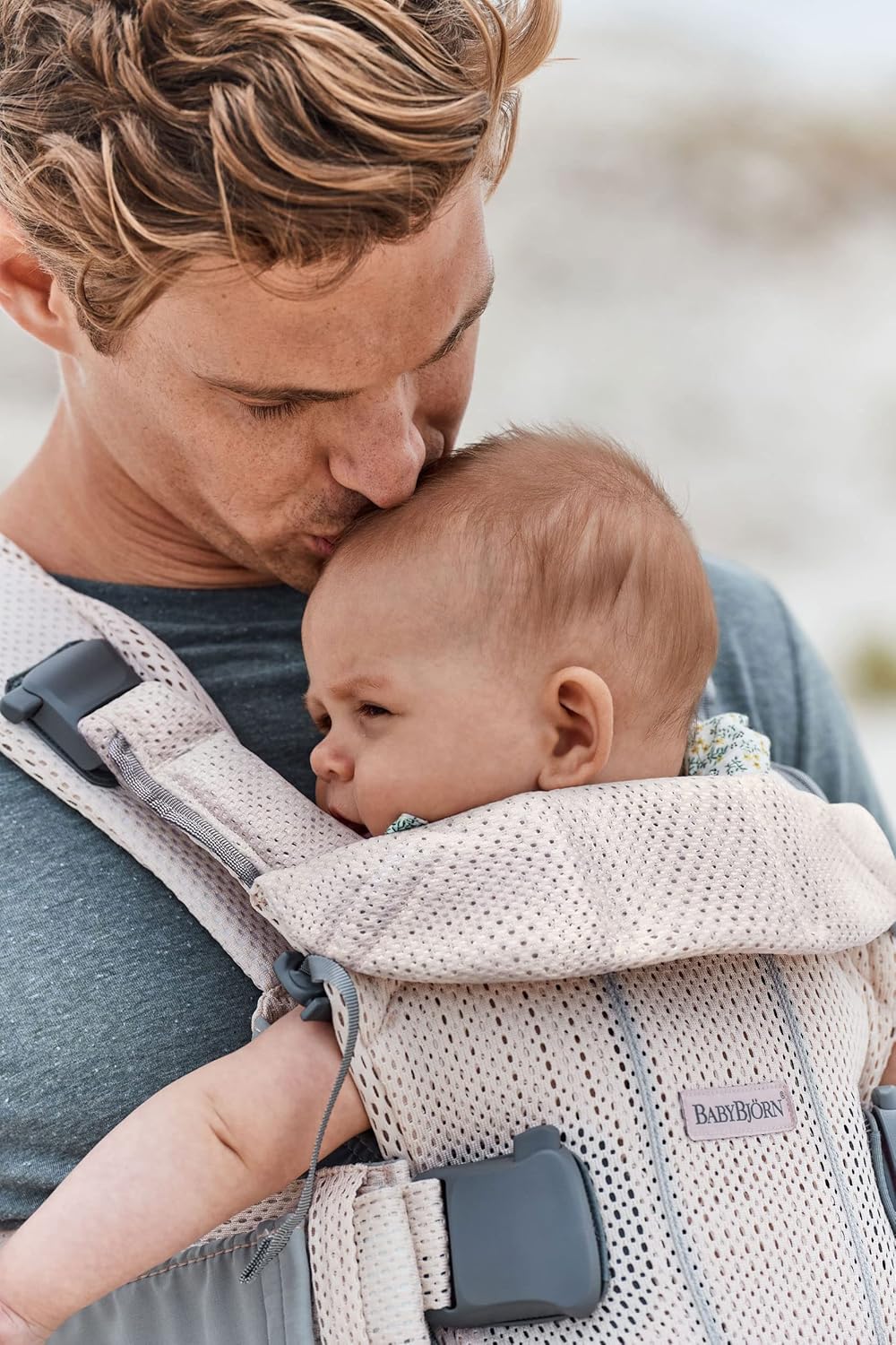 BabyBjörn Nosidełko dla niemowląt One Air, siatka 3D, szaro-beżowe