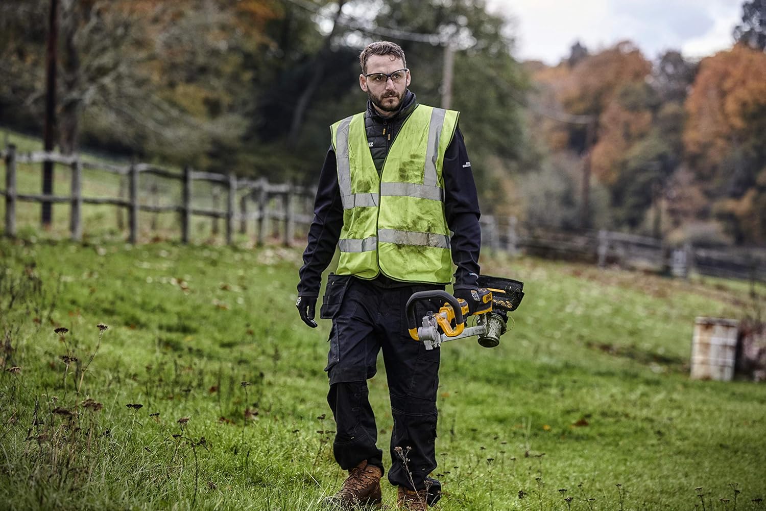 Dewalt Kosa Elektryczna, 18 V, Czarny/Żółty, ‎99 x 32 x 15 cm; 3.5 kg