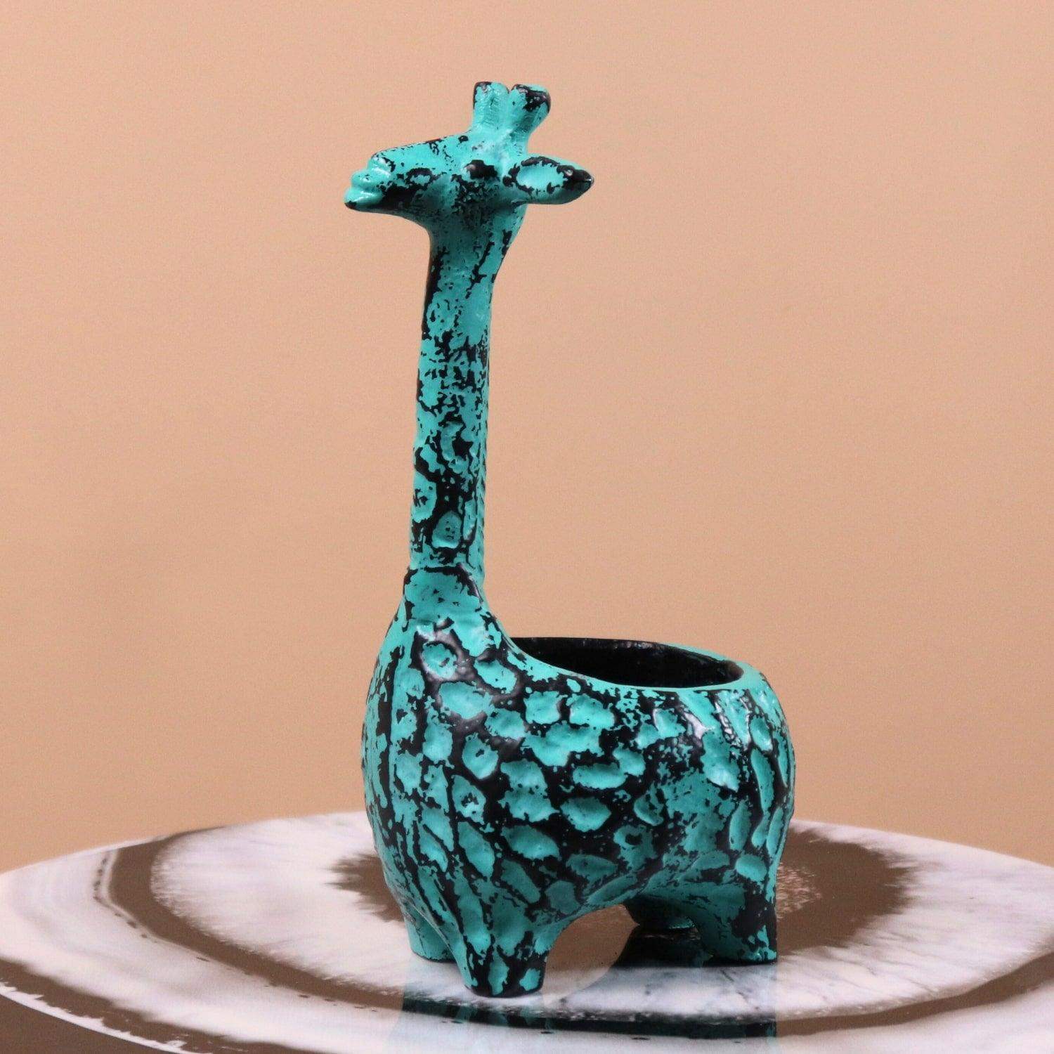 Patinated Aluminum Giraffe Sculpture (Patina Green)