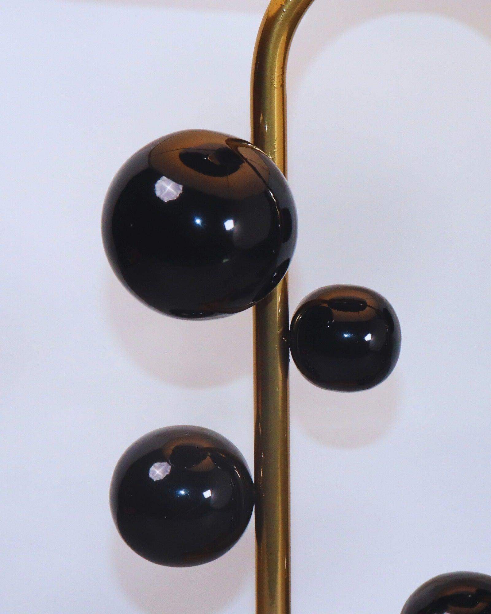 The Royal balls Table Lamp