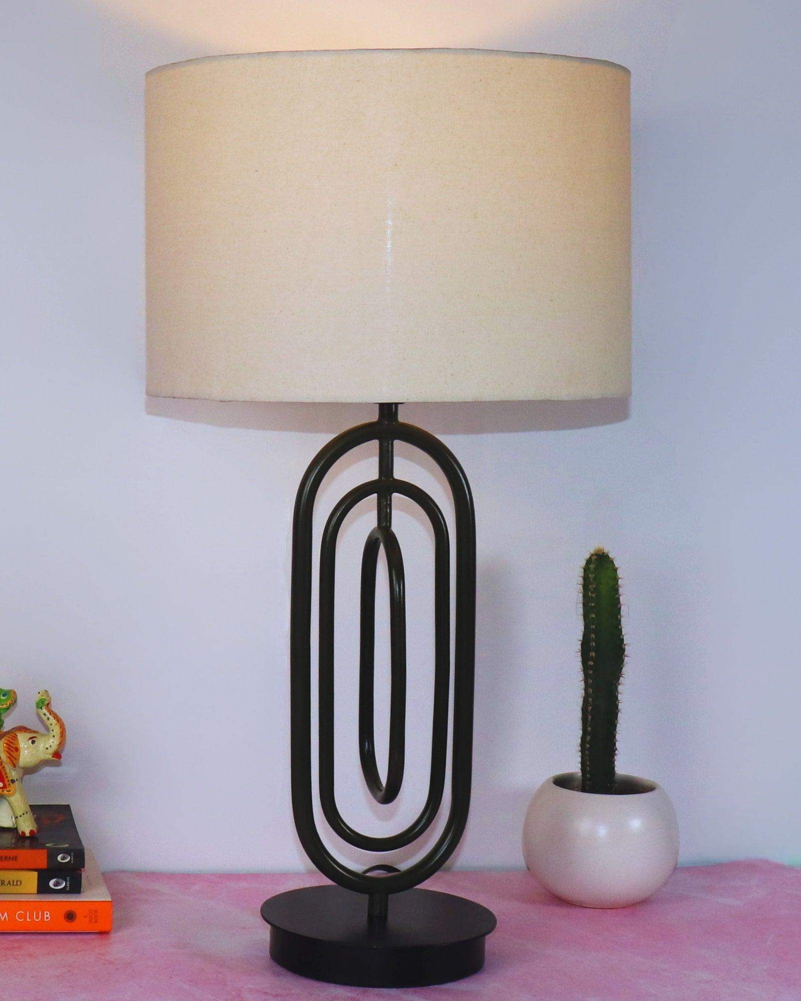 The GreenMoss table lamp