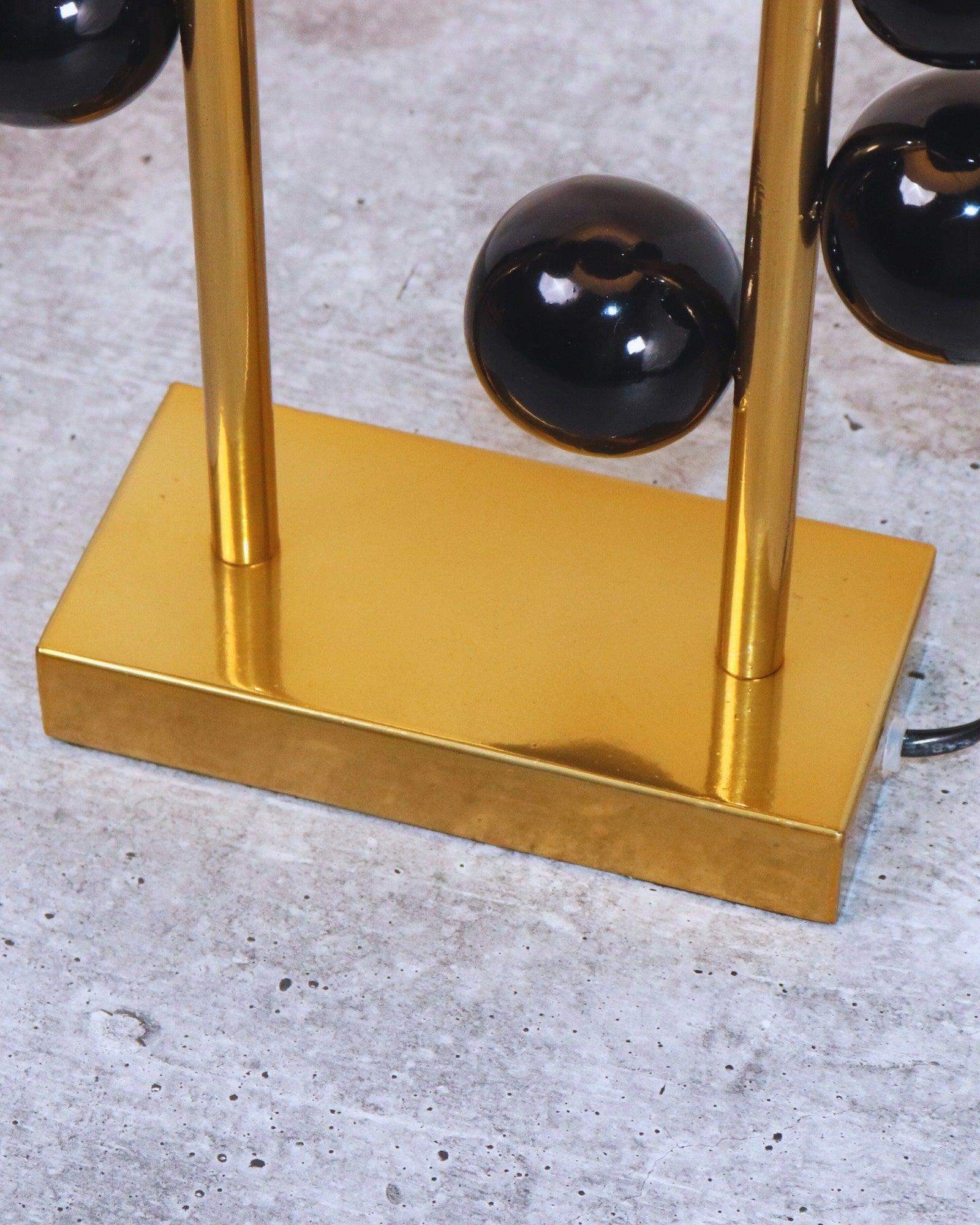 The Royal balls Table Lamp