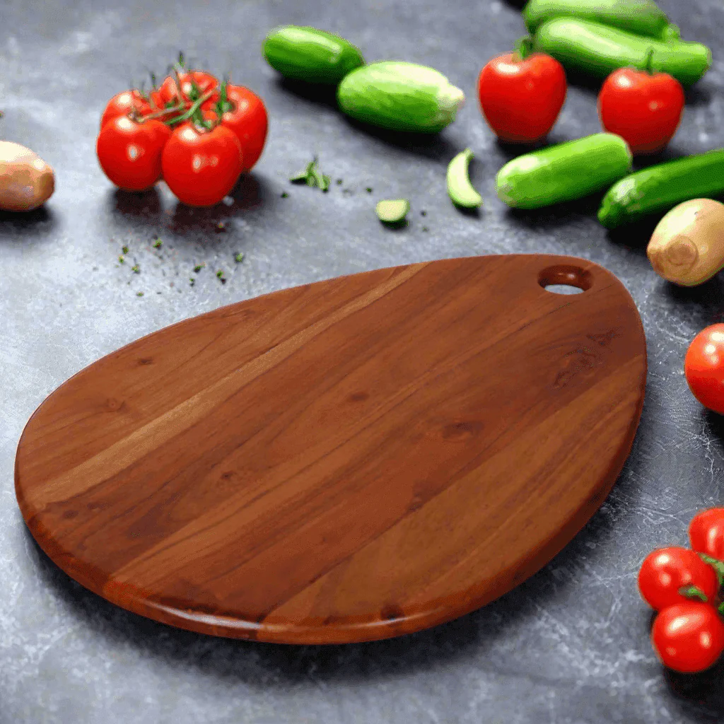The OVAL Chopping Board Acacia Wood