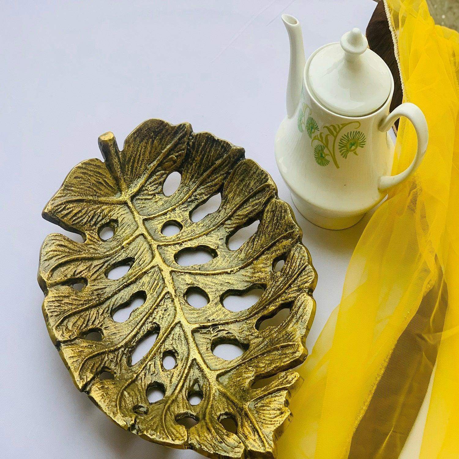 The Fruit Basket (The Leaf Antique Brass)