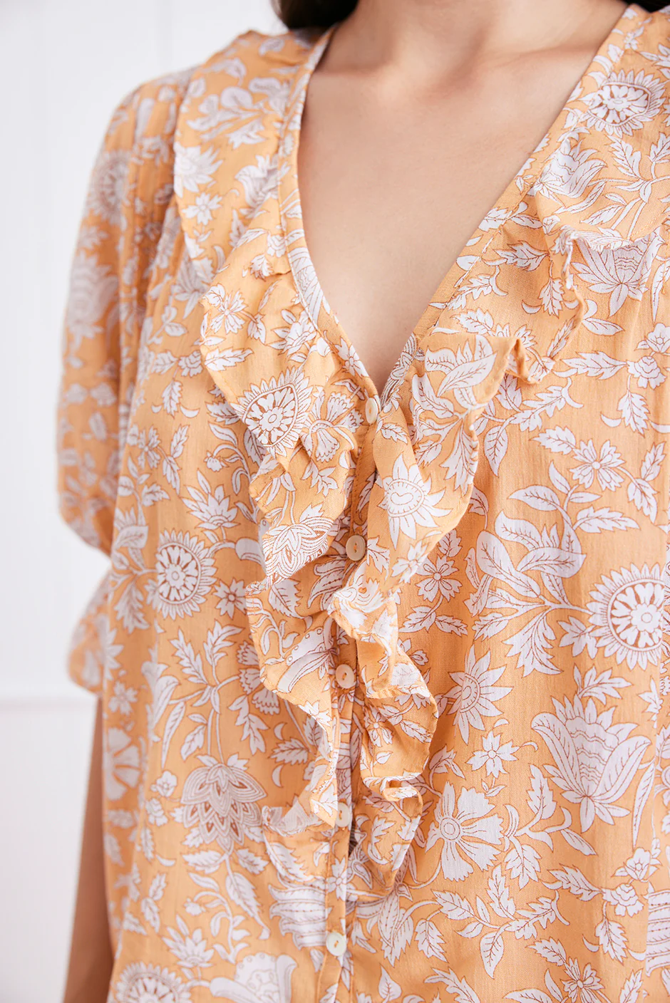 Chloe Shirt in Poppy Garden