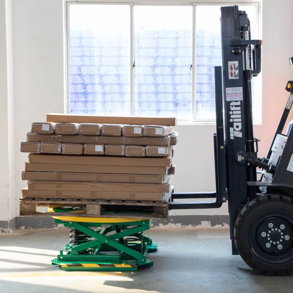 Spring-Actuated Pallet Carousel Skid Positioner 4500 lbs Load