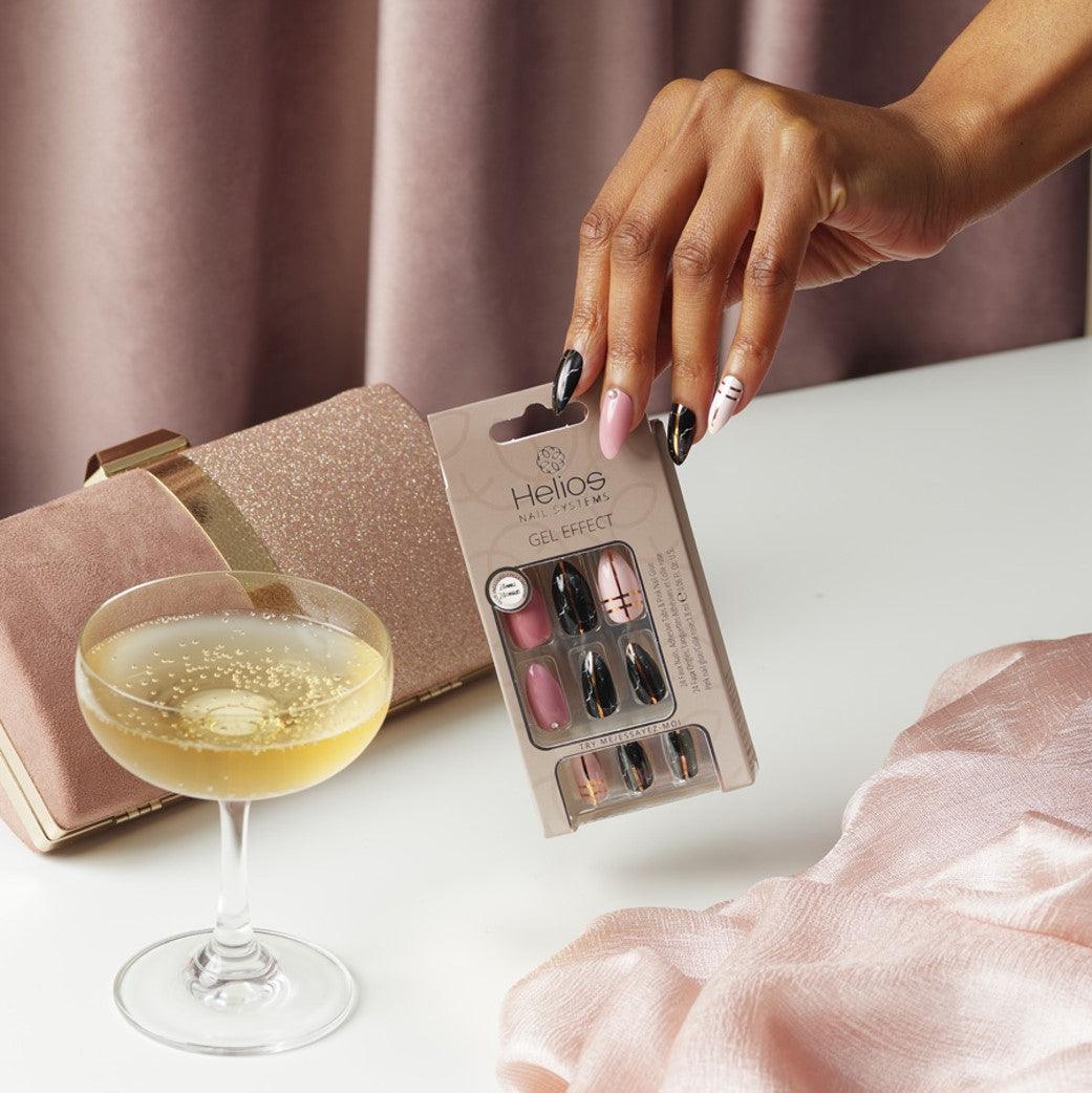 GEL EFFECT PRESS ON NAILS