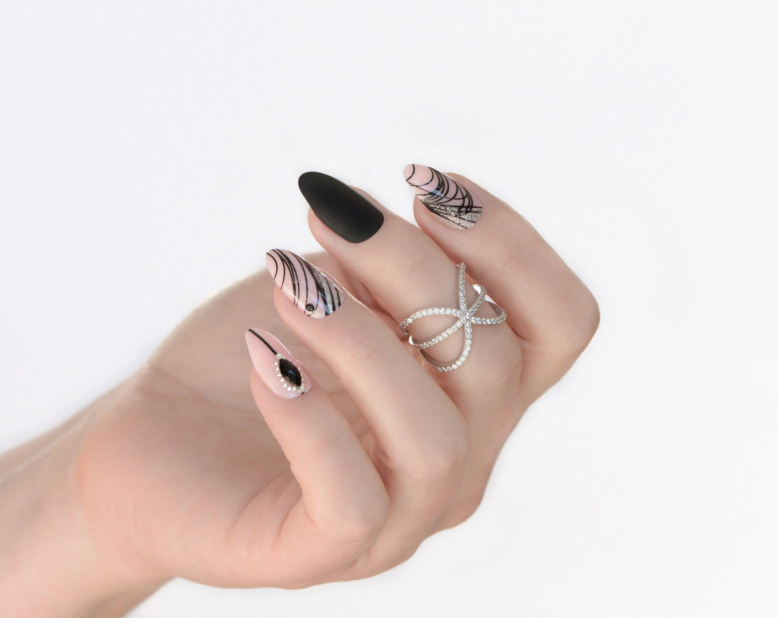 GEL EFFECT ARTIFICIAL NAILS