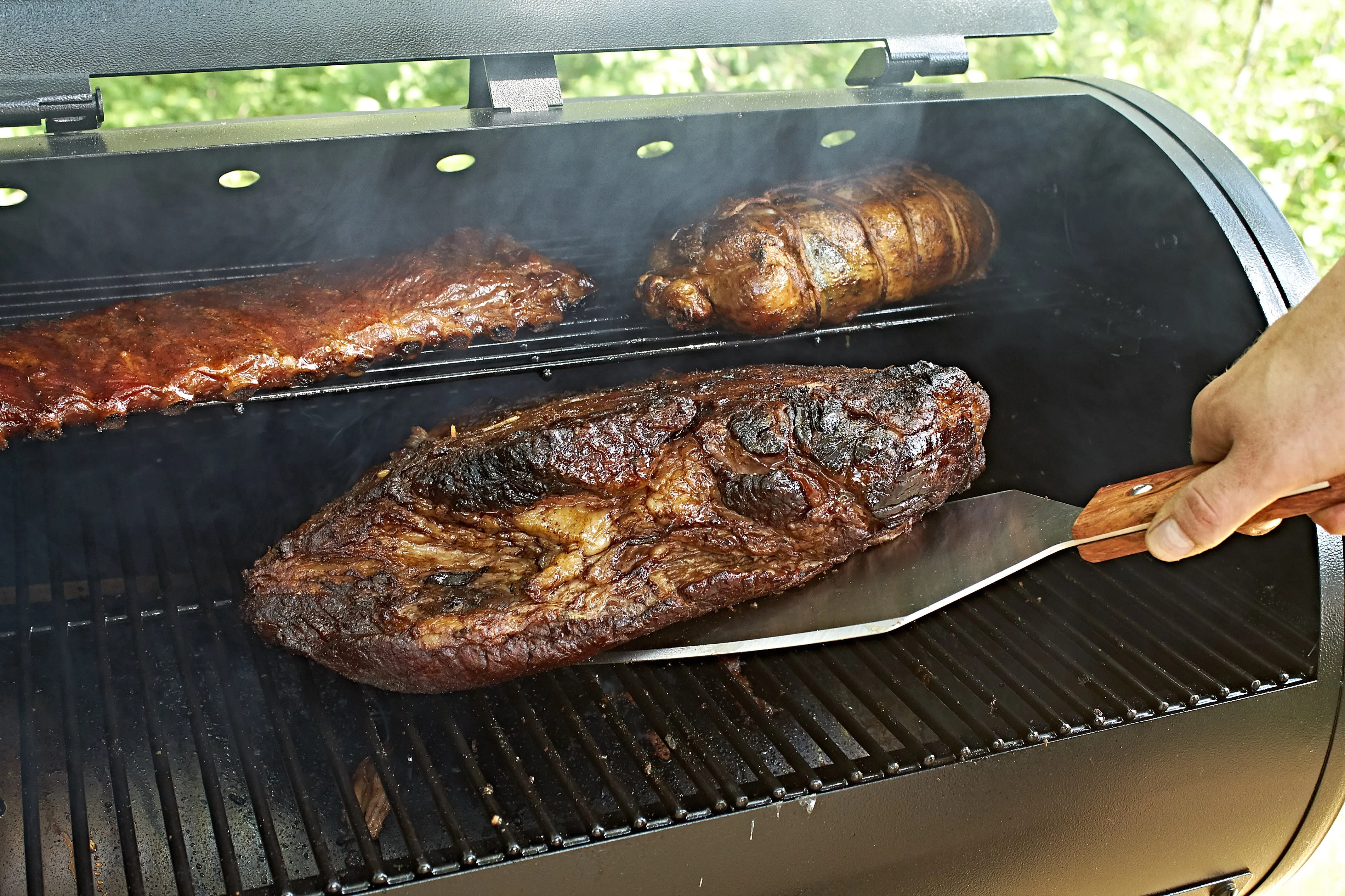 Pit Boss 700FB Wood Fired Pellet Grill with Flame Broiler, 700 Sq. In. Cooking Space